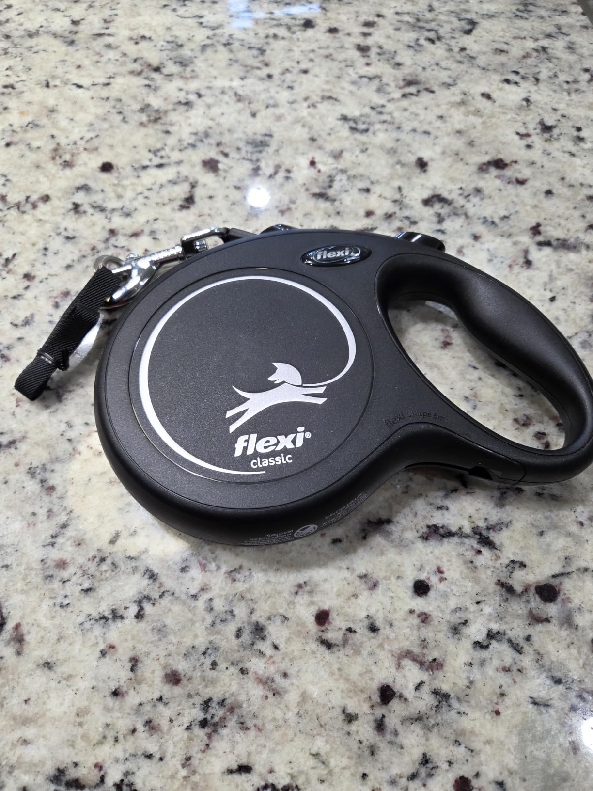 FLEXI New Classic Tape Retractable Dog Leash, Medium 16ft - Black Red | German engineered, original flexi leash, durable quality, dogs up to 30-55 lbs, tangle-free, walking, reliable brake system customer photo 2