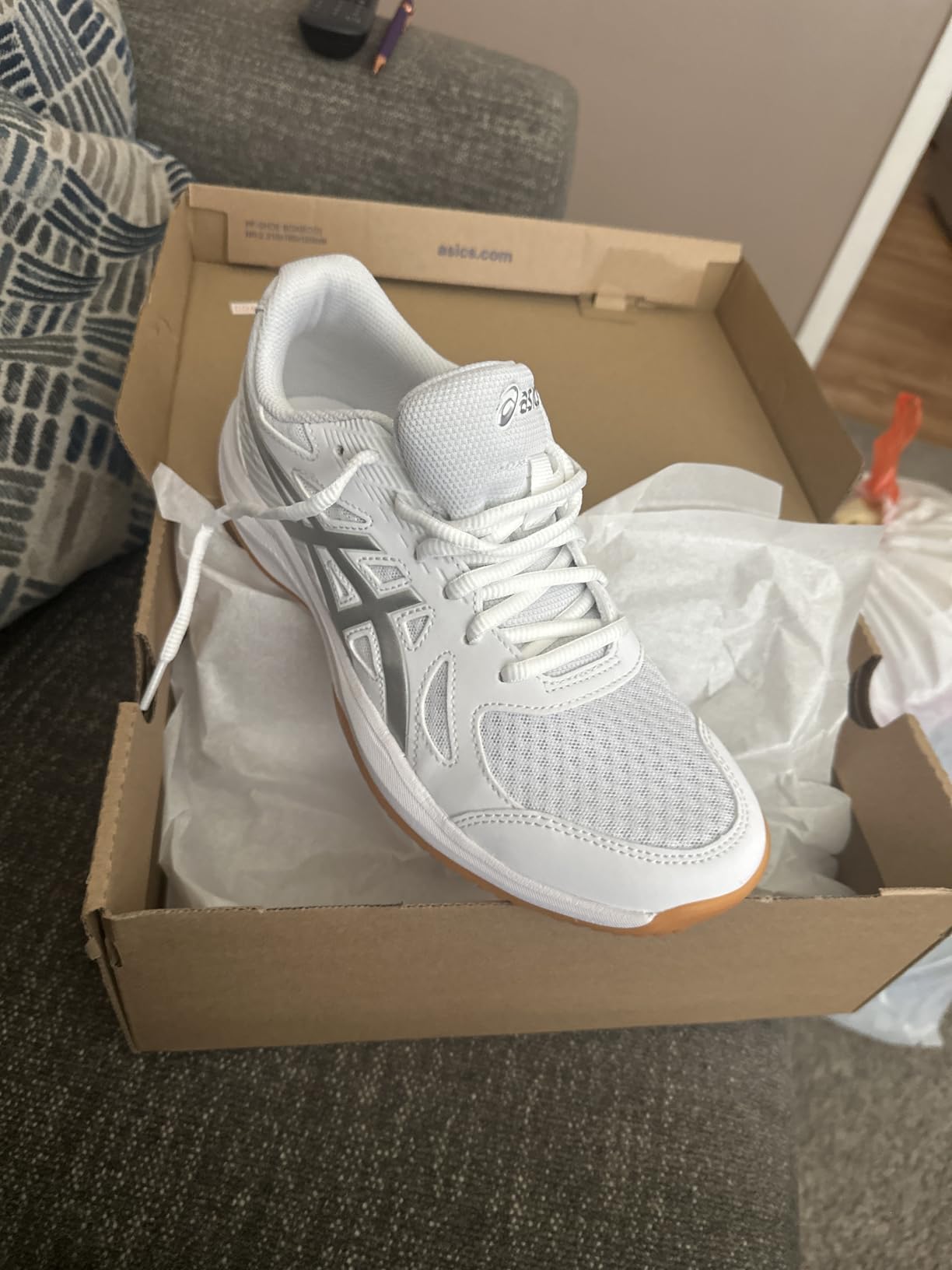 ASICS Women's Upcourt 6 Volleyball Shoes customer photo 1