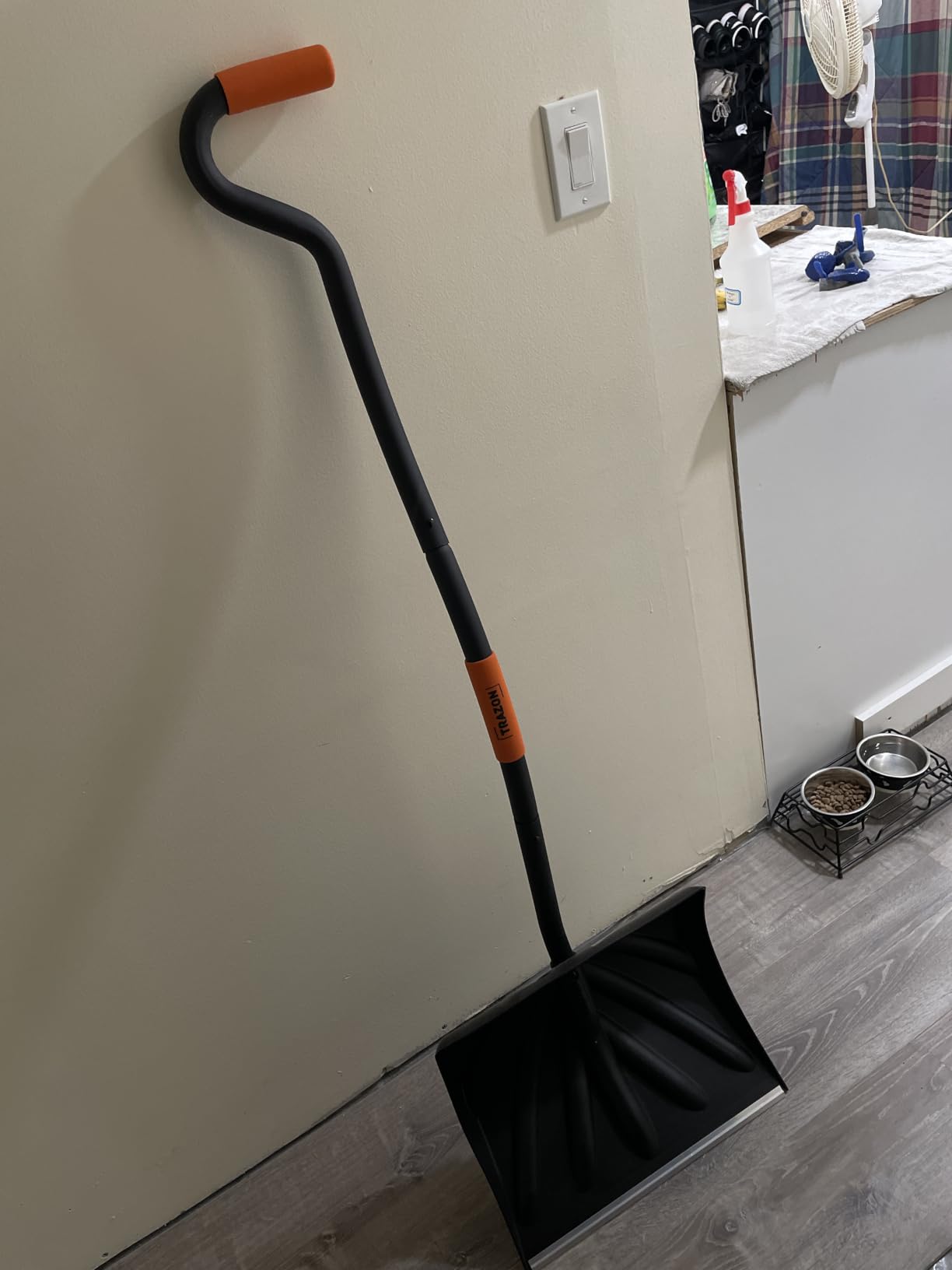 Snow Shovel Heavy Duty for Driveway with Ergonomic Handle to Use Without Backpain - 18 Inch Blade and 58 Inch Long Ergonomic Handle (Black) customer photo 2