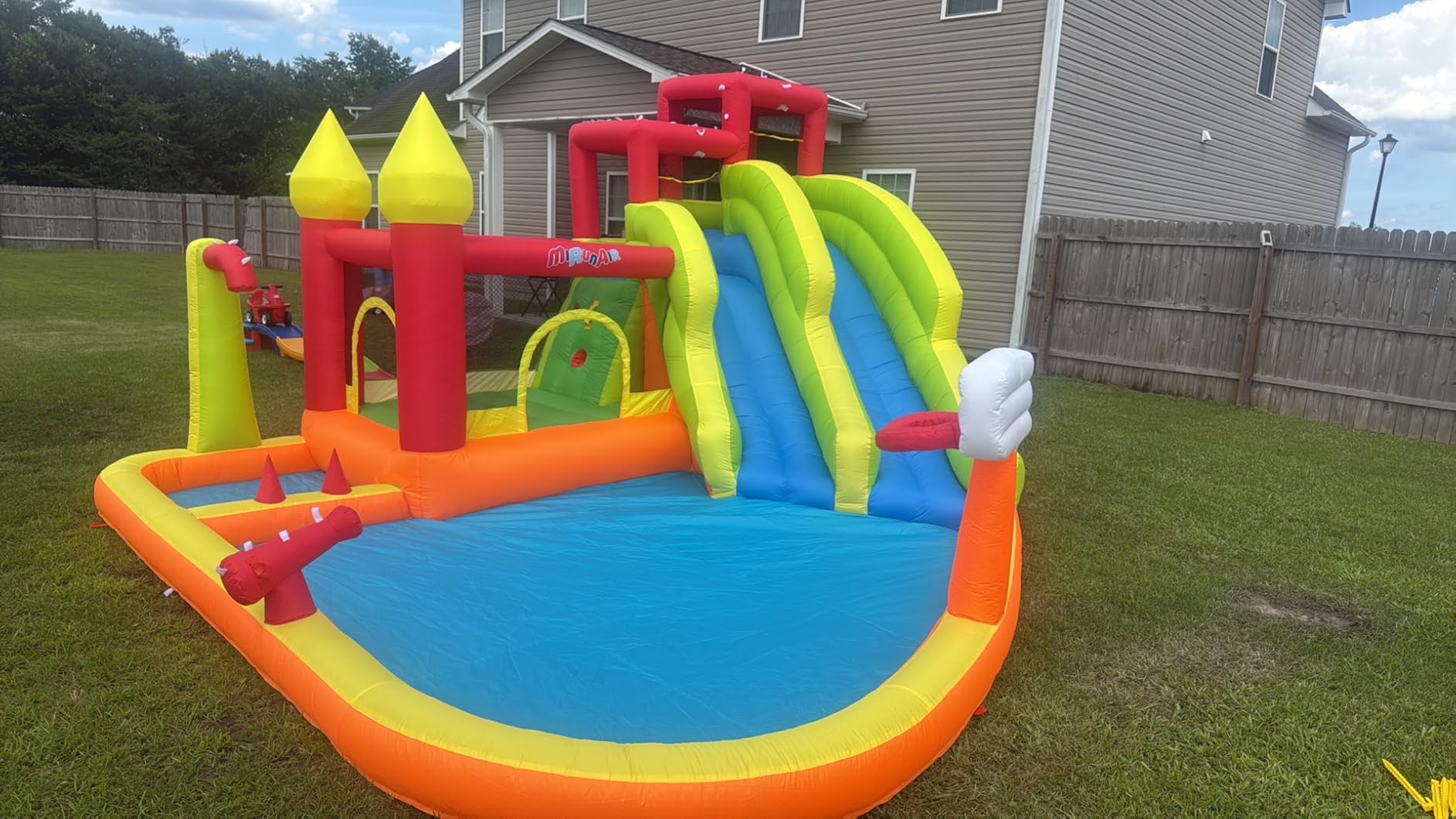 MIRUNAIR Inflatable Bounce House with Slides, Inflatable Water Slide for Kids Backyard, Bounce Water Prak with Air Blower, Splash Pool, Water Cannon, Climbing Wall, Outdoor Backyard Water Park customer photo 1