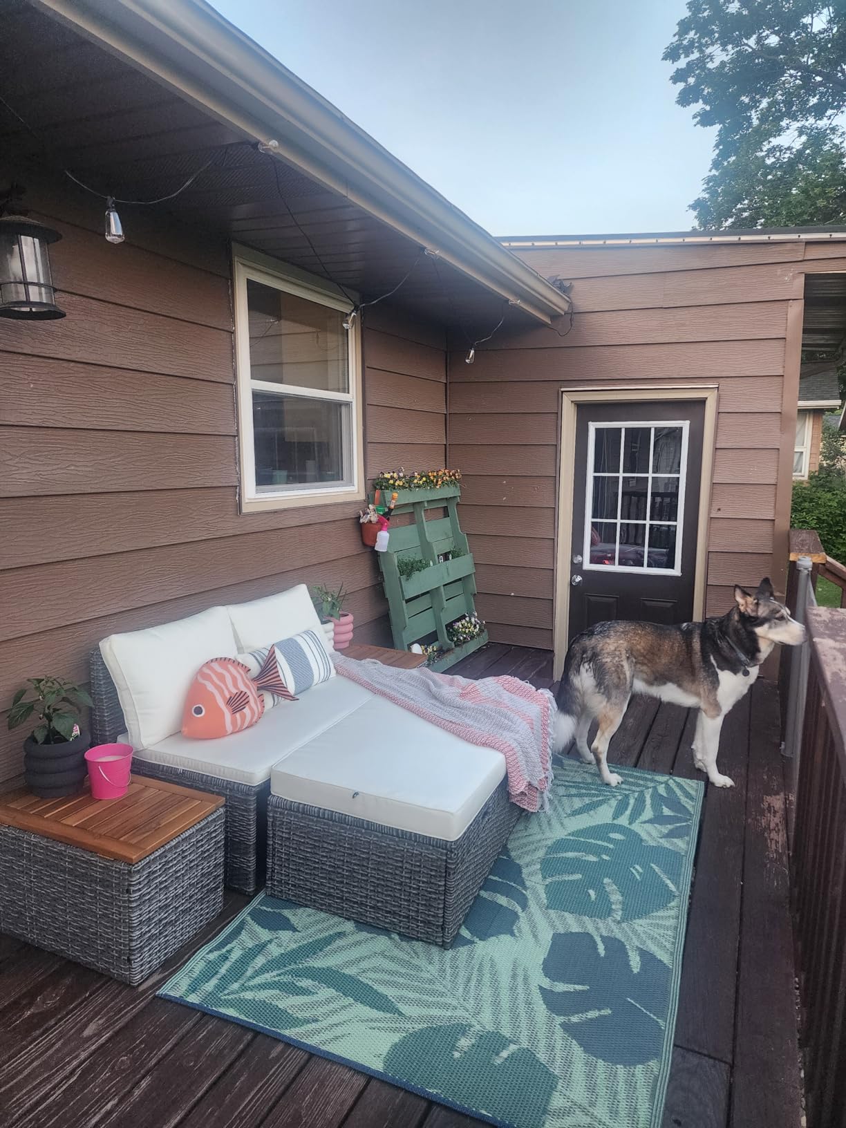 Devoko Outdoor Daybed Set Patio Day Bed, Rattan Lounge Bed with 2 Side Tables for Backyard Porch Poolside Lawn Beach (Beige White) customer photo 1