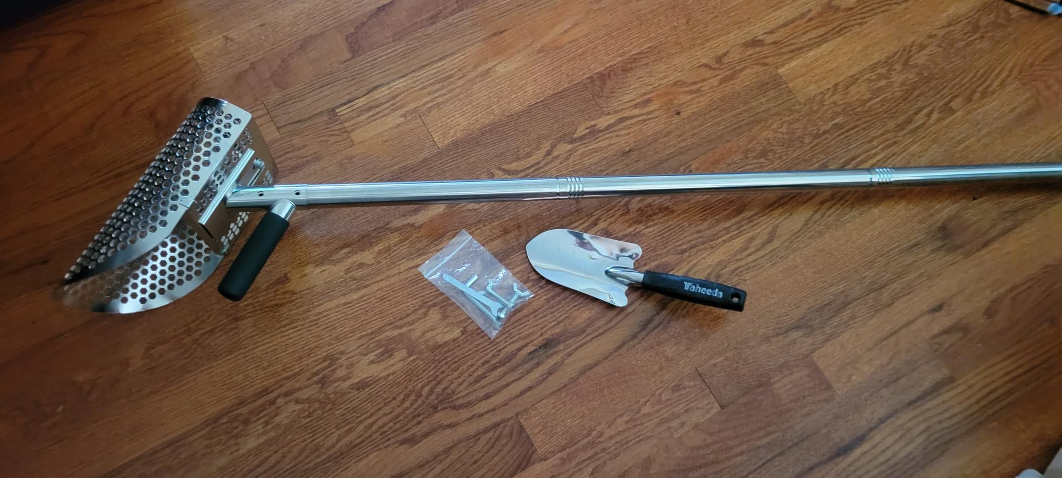 Long Handle Sand Scoop with Shovel for Metal Detecting, Metal Detector at Beach, Heavy Duty Stainless Steel Metal Detecting Tool, Treasure Finds Scoop, Digging Shovel Fast Sifting customer photo 2