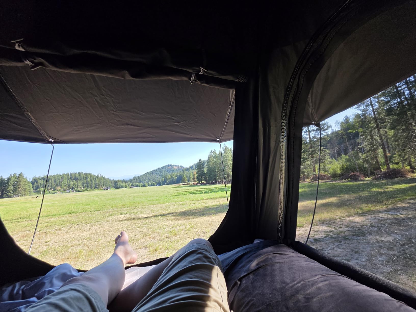 Solar Panel Rooftop Tent Hard Shell, Pop Up Car Roof Top Tent Hardshell | Aluminum Roof Tent with USB Outlet, Luggage Bar, LED Light Strip, Suitable for Jeep SUV Truck, 2 Person Camping customer photo 1