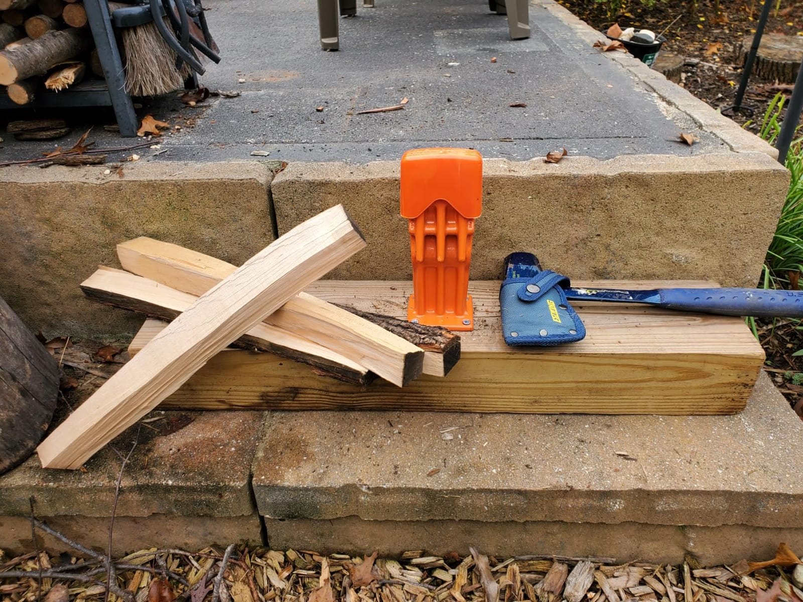 SPEED FORCE Firewood Kindling Log Wood Splitter – No Axe! Wedge Point Splits Firewood, 6 Inch Orange with Safety Cover, Safety Guard Available customer photo 1