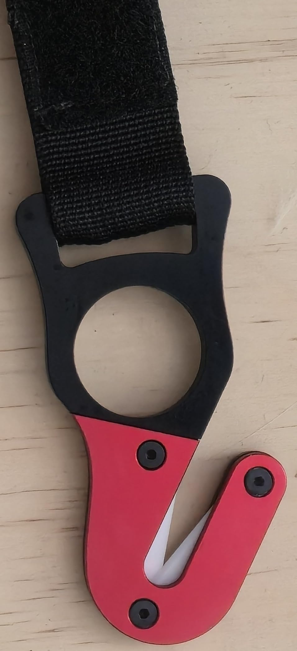 Premium Aluminum Safety Line Cutter - Compact Blade with Interchangeable Ceramic Blades & Durable Nylon Sheath customer photo 1