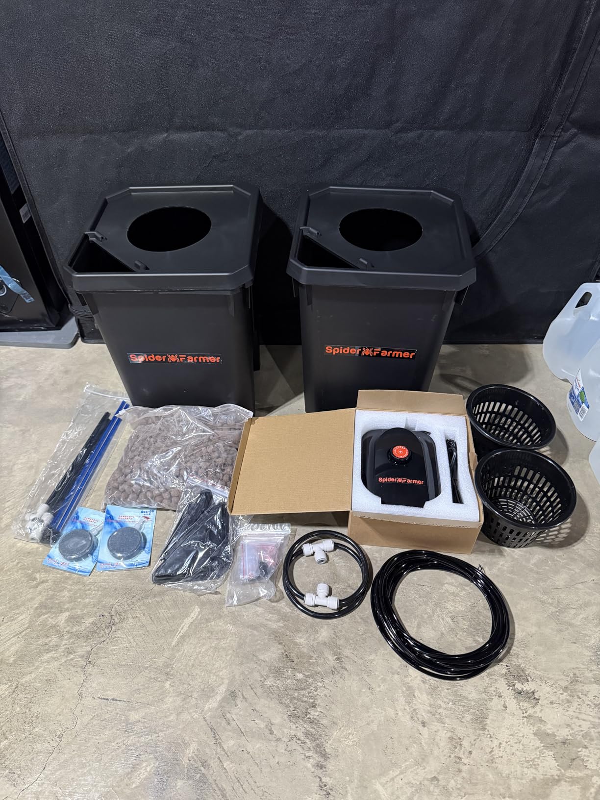 Spider Farmer DWC Hydroponics Growing System Kit 4 Buckets for Indoor Plant customer photo 2