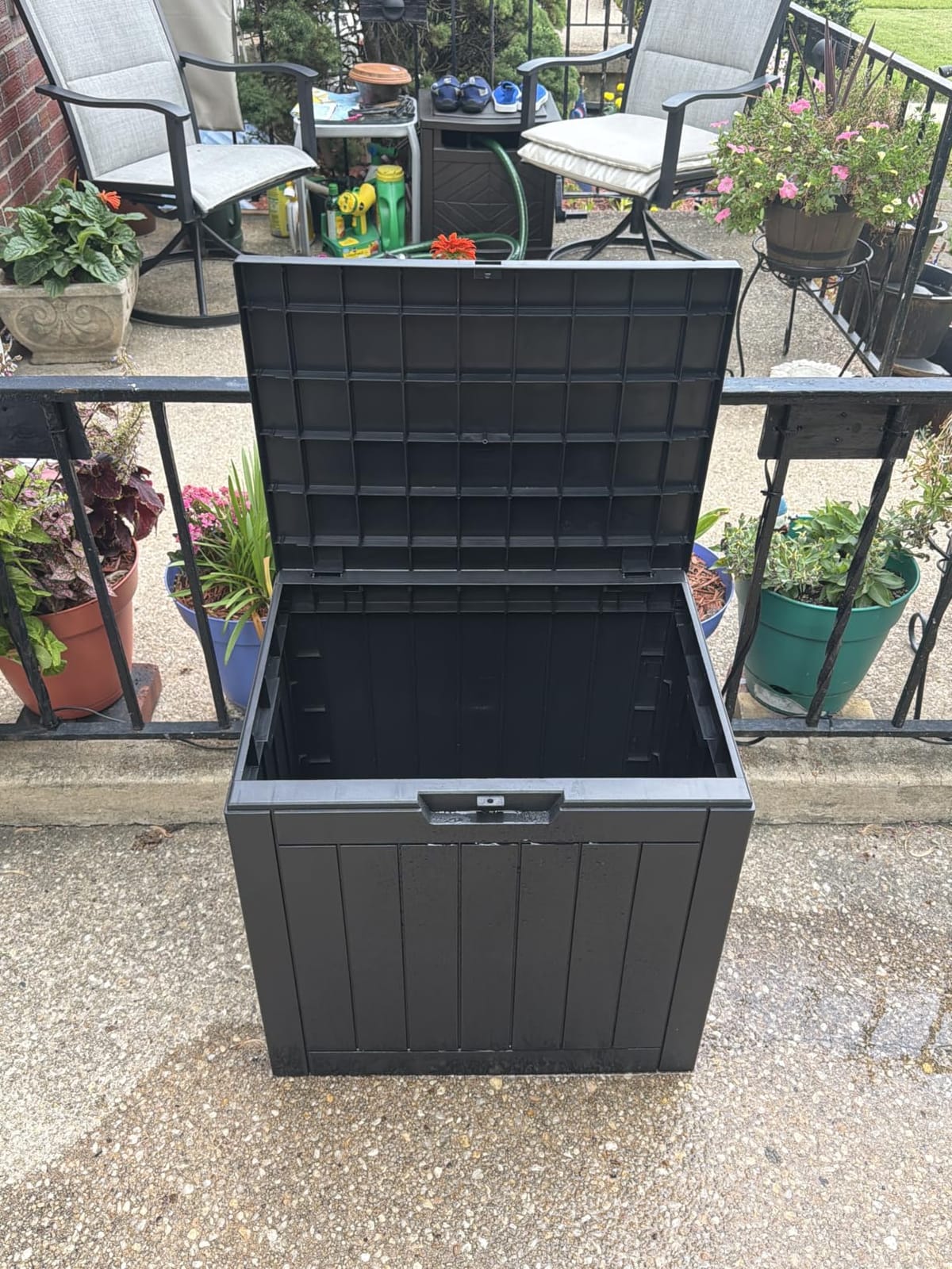 35 Gallon Outdoor Deck Box Lockable Waterproof Storage Black | Heavy-duty resin container for indoor and outside use customer photo 2
