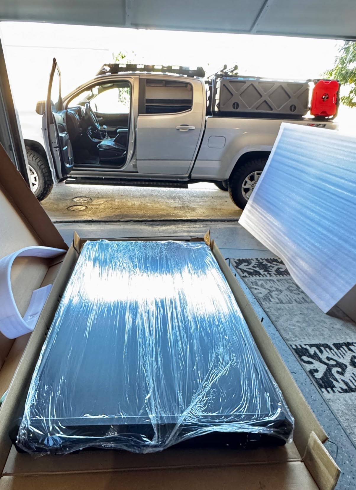 Rooftop Tent Hard Shell with Winter Insulation for 4-Season Camping | Aluminum hardshell, 2-layer mat, LED light strip, 2 Person Car Roof top tent, Suitable for Jeep Truck SUV Trailer customer photo 2