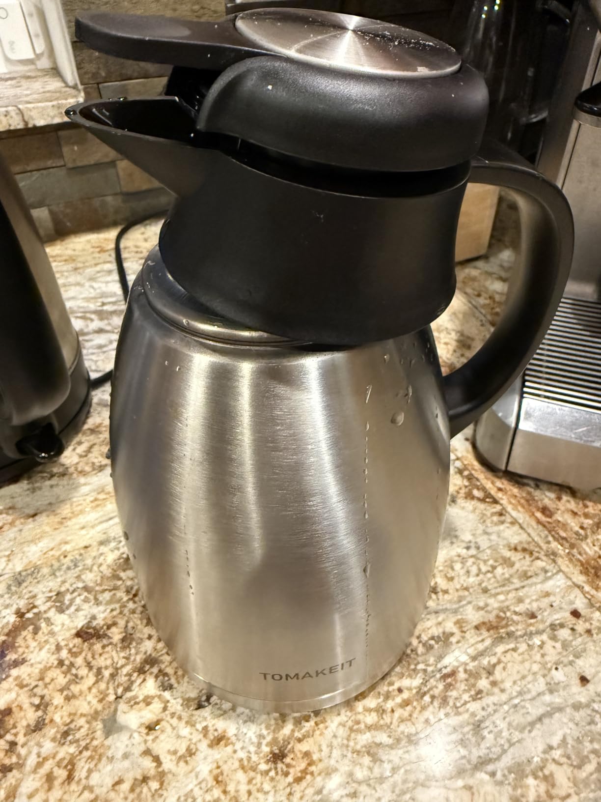 Thermal Coffee Carafe, 2L/68 Oz Stainless Steel Vacuum Insulated Thermoses, Double-Wall Design, 24-Hour Hot & Cold, Leak-Proof, Portable for Travel,Camping,Office customer photo 1