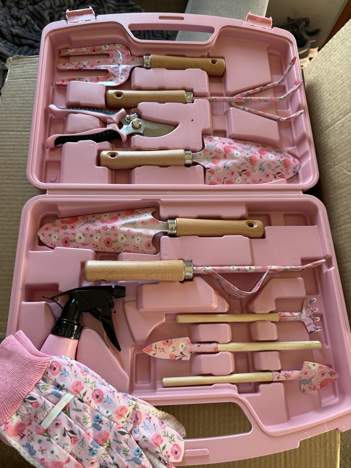 Grenebo 12-Piece Gardening Tool Set, Heavy-Duty Garden Tools for Women customer photo 1