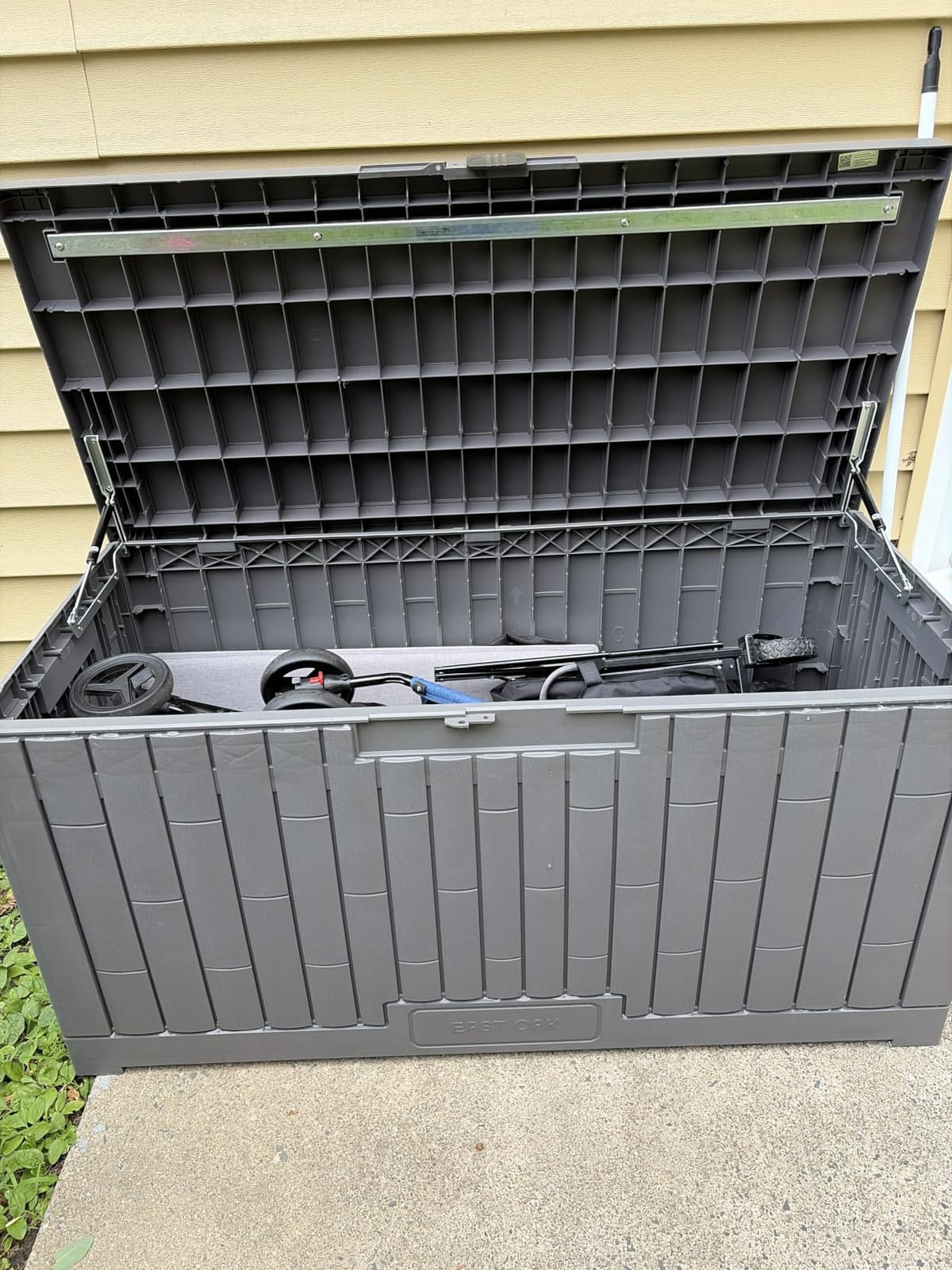 EAST OAK 120 Gallon Outdoor Storage Box | Large Resin Deck Box with Reinforced Stainless Steel Support | Waterproof & UV-Resistant Patio Storage Box for Cushions, Garden Tools & Accessories, Grey customer photo 1