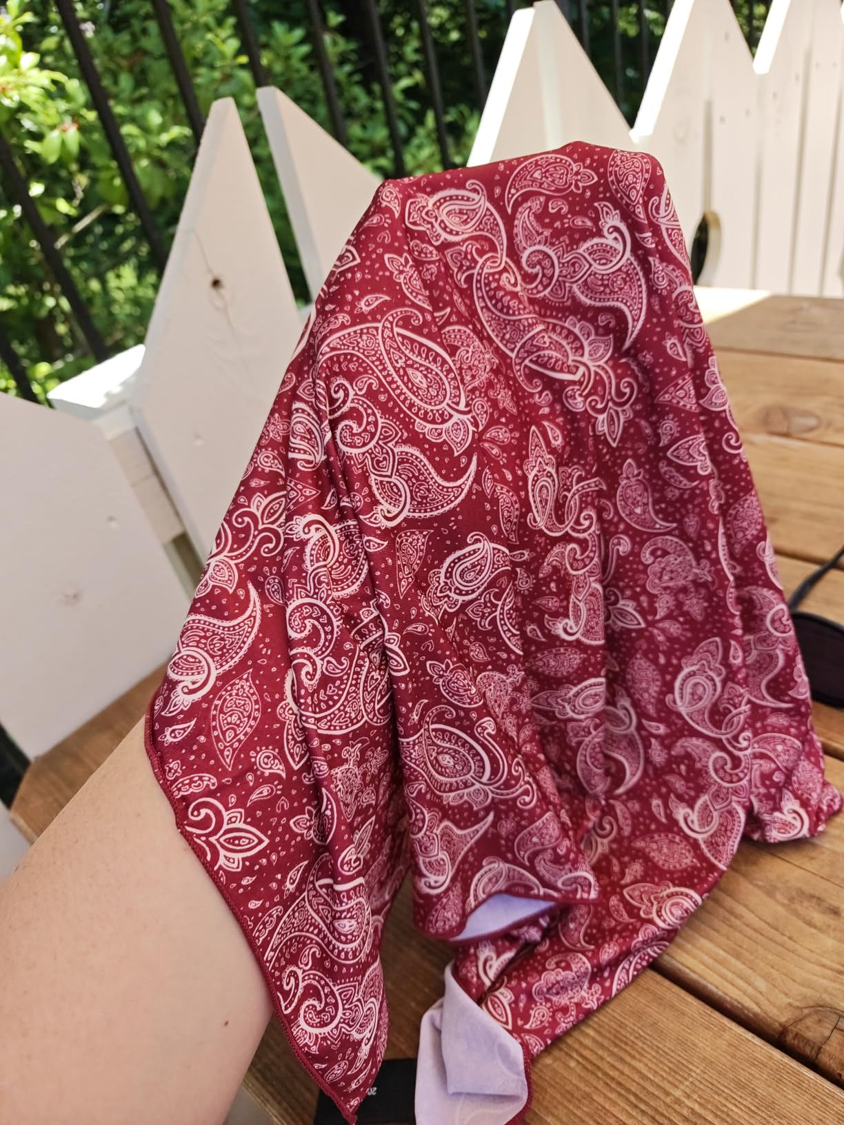 MISSION Cooling Bandana - Lightweight & Breathable - Cools Up to 2 Hours - UPF 50 Sun Protection - Machine Washable customer photo 1