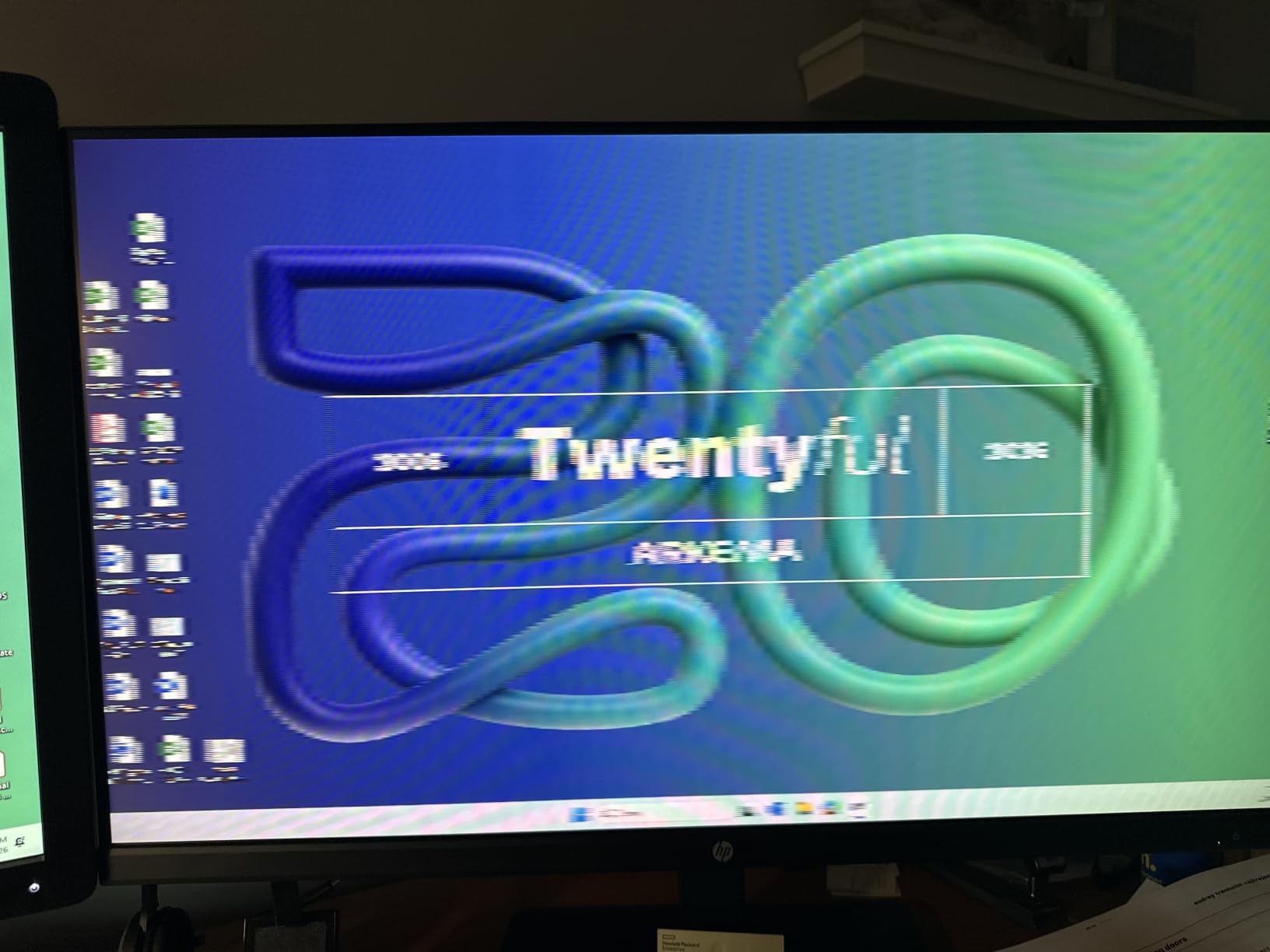 HP Series 3 27 inch FHD Monitor, Full HD Display (1920 x 1080), IPS Panel, 1300:1 Contrast Ratio, 250 Nits, Eye Ease with Eyesafe Certification, Black, 327se (2025) customer photo 2