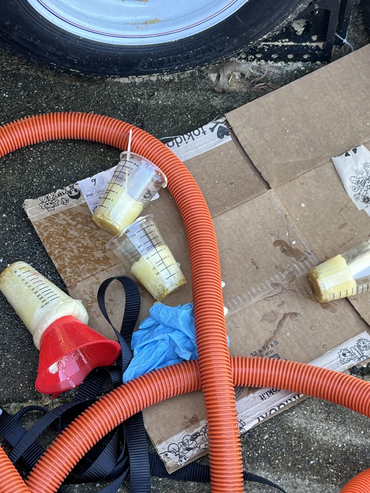 2 Lb Density Marine Expanding Foam Kit, 2 Part Flotation Foam Kit for Boat | Closed Cell Polyurethane Foam for Boat Flotation, Liquid Pour Foam for Reinforcement and Large Gap Filling, 2 Quart Kit customer photo 1