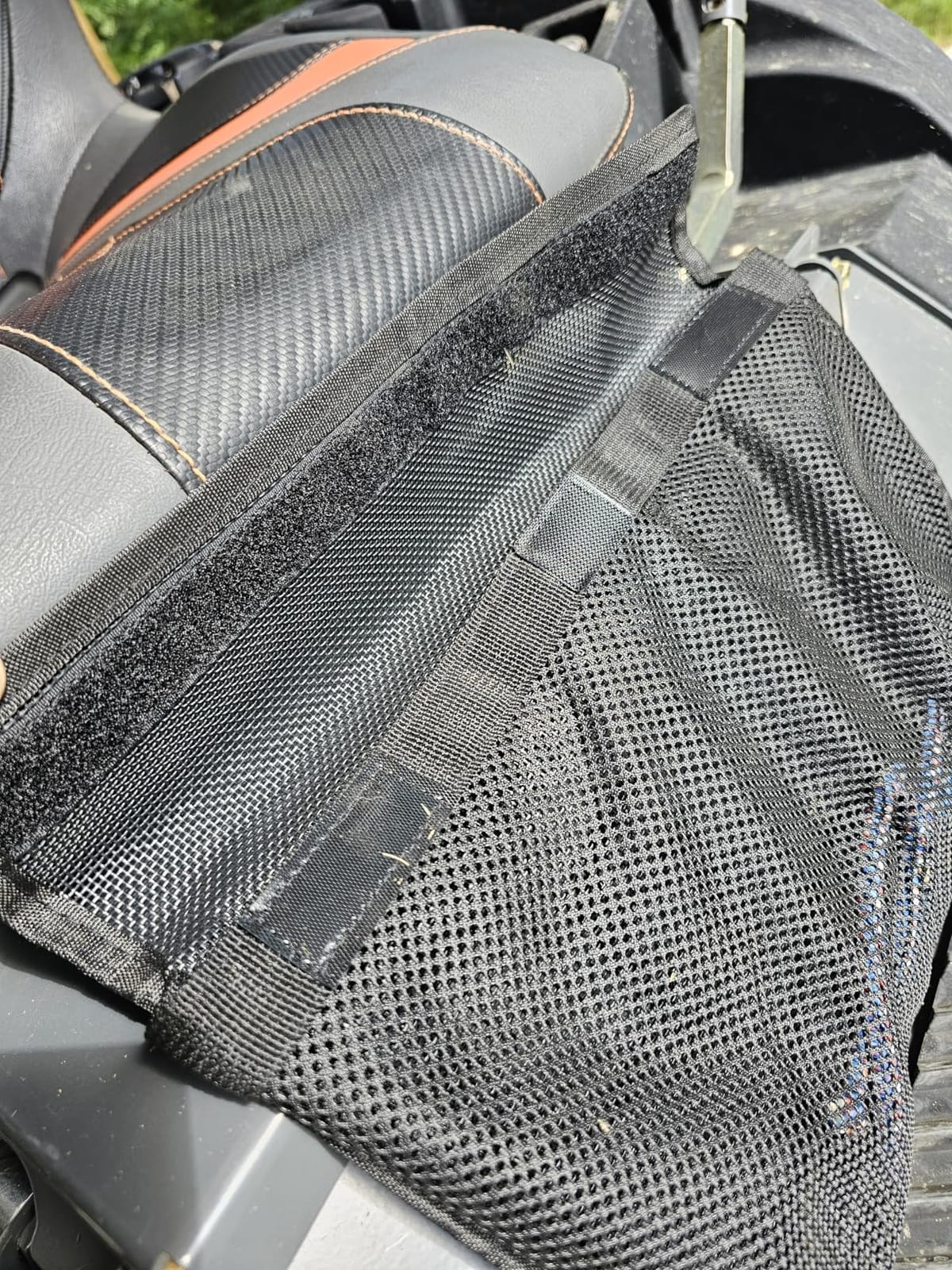 PLOZANO Closable Boat Storage Bag with Lid, Reflective Strong Adhesive PVC Boat Caddy Organizer Mesh Bag, Boat Storage Net for Gloves, Flashlight etc.13.4