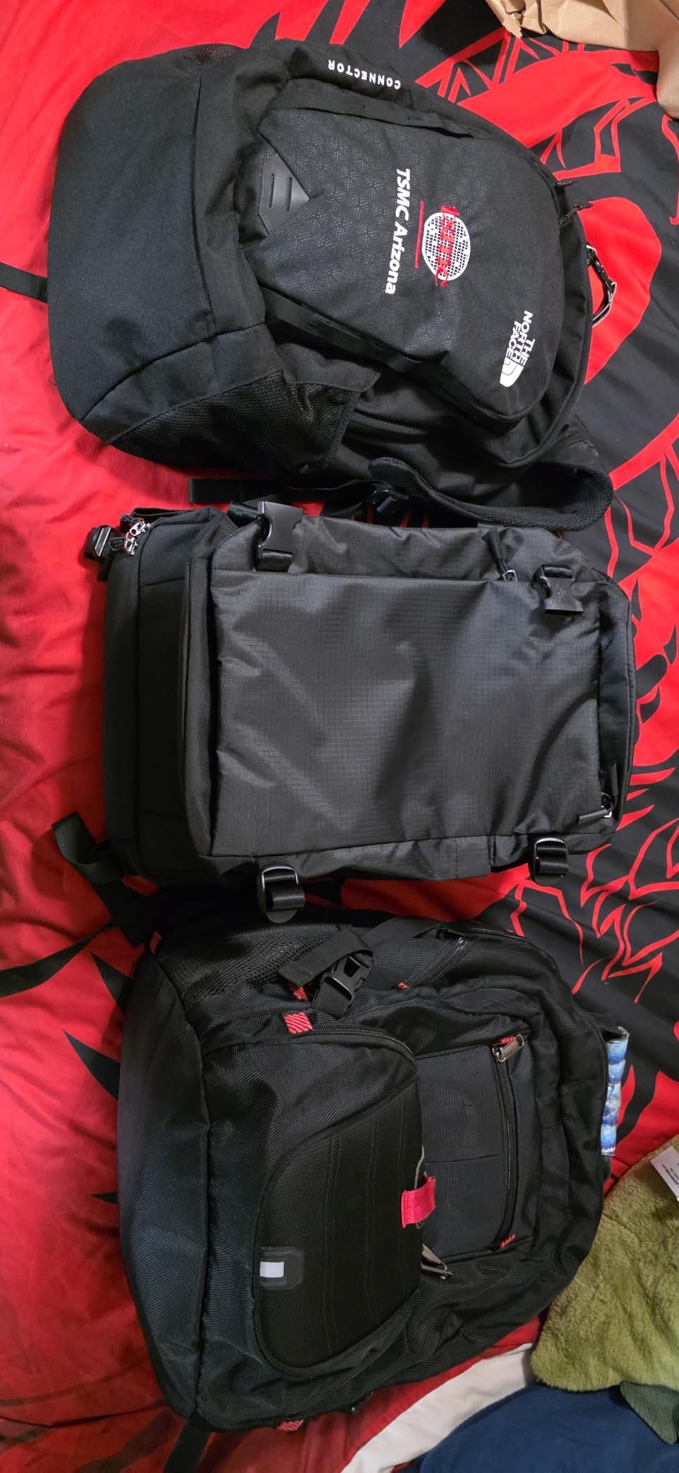 tomtoc Travel Backpack 28L,TSA Personal Item Bag Flight Approved,PFAS Free customer photo 2