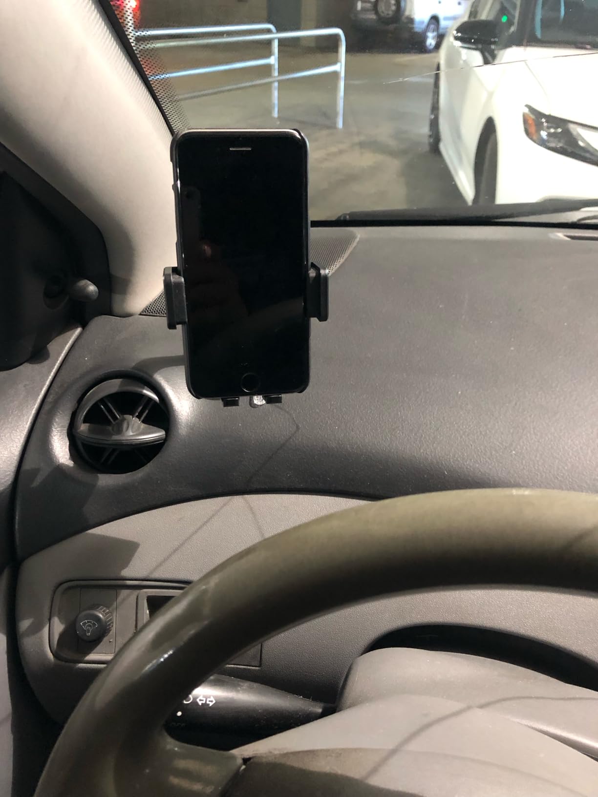 OQTIQ Boat Phone Holder with Gooseneck Arm Extension – Waterproof Marine Suction Cup Mount for Boat, Kayak, Sailing, Compatible with iPhone Samsung Google Smartphones, Durable Boating Accessory customer photo 2