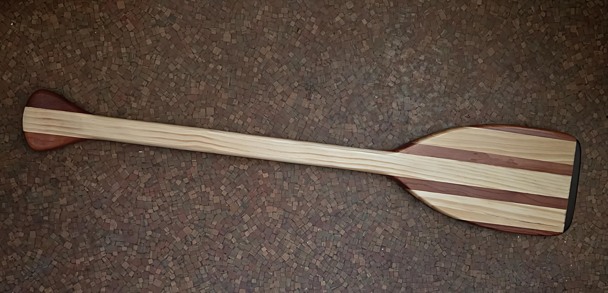 Wooden Canoe Paddle with Anti-Collision Edge, Ergonomic Palm Grip | Lightweight Wood Canoe Oar, 3 Sizes Available - 76 cm/2.5 ft, 122 cm/4.0 ft, 146 cm/4.8 ft customer photo 2