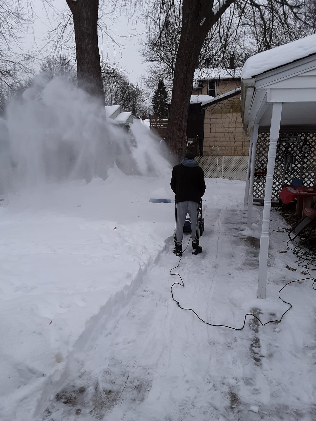 SENIX Corded Snow Blower, 21in, 15Amp, 880lbs/min, 33ft Throw customer photo 2