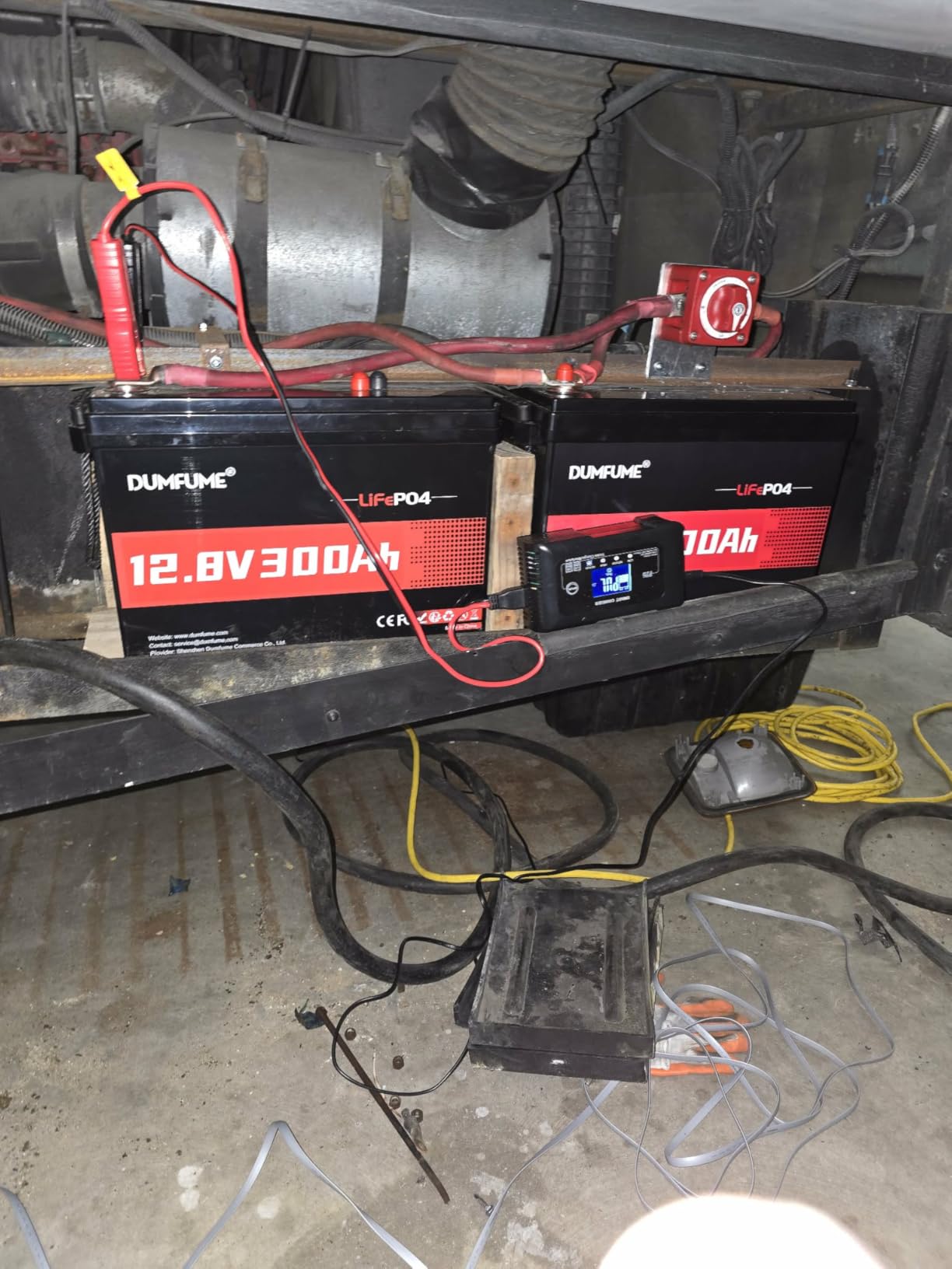 12V 150Ah Max LiFePO4 Battery, IP65 Waterproof 100A BMS customer photo 2