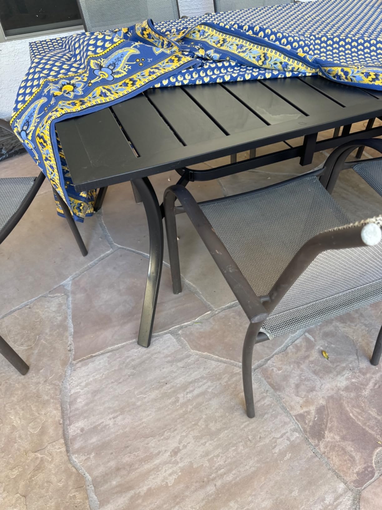 MEOOEM Expandable Patio Dining Table for 8, 78.8