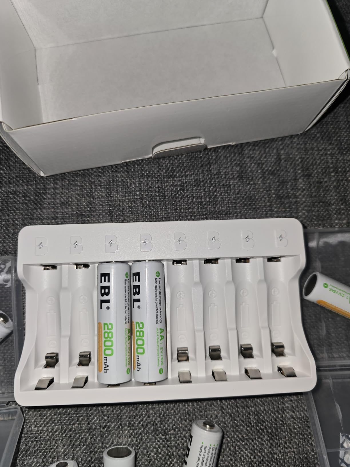 EBL AA AAA Charger 8-Bay USB with 8 Pack 2800mAh NiMH Batteries customer photo 2