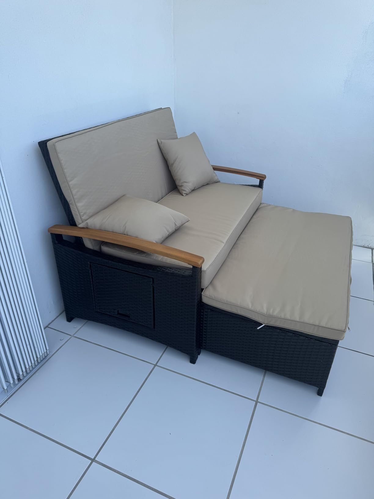 COSTWAY Patio Rattan Daybed, Outdoor Loveseat Sofa with Storage Ottoman, 4-Level Adjustable Backrest & Acacia Wood Armrest, Outdoor Wicker Daybed with Side Panels for Yard, Deck, Poolside (Black) customer photo 2