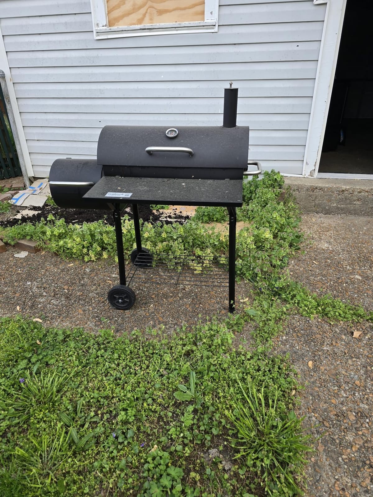 Realcook Charcoal Grill with Offset Smoker: Spacious Barrel Charcoal Grills customer photo 2