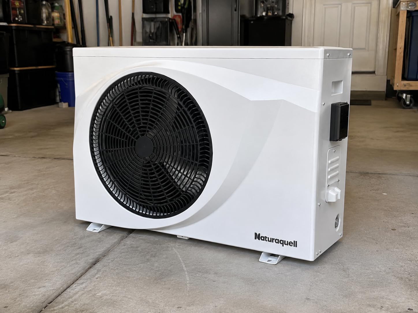 Swimming Pool Heat Pump, 18,000 BTU, 5,200 Gal customer photo 1
