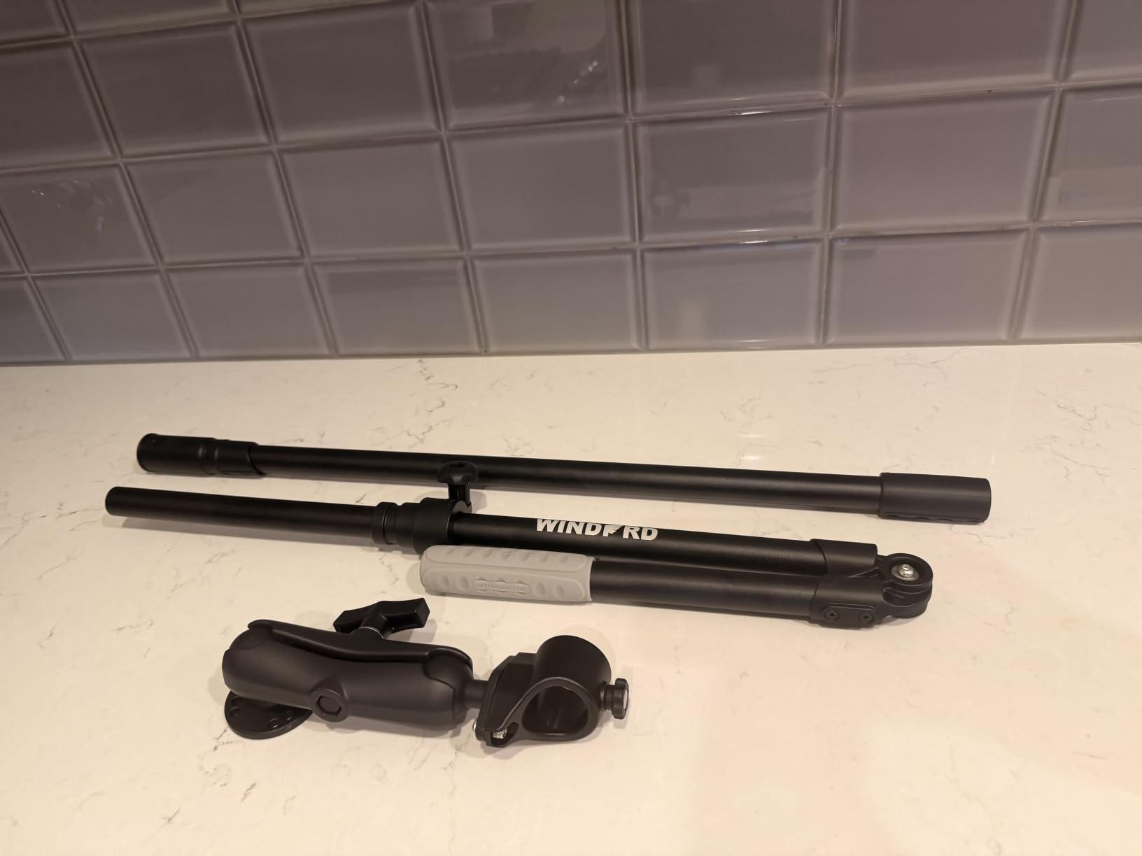 Aluminum Live Sonar Scope Transducer Pole DIY for Kayak Boat | Stowable 360 pole. 8 inch adjustable arm. Adapter required. Fits Garmin LVS34 LVS32 Lowrance AT2 and more customer photo 1