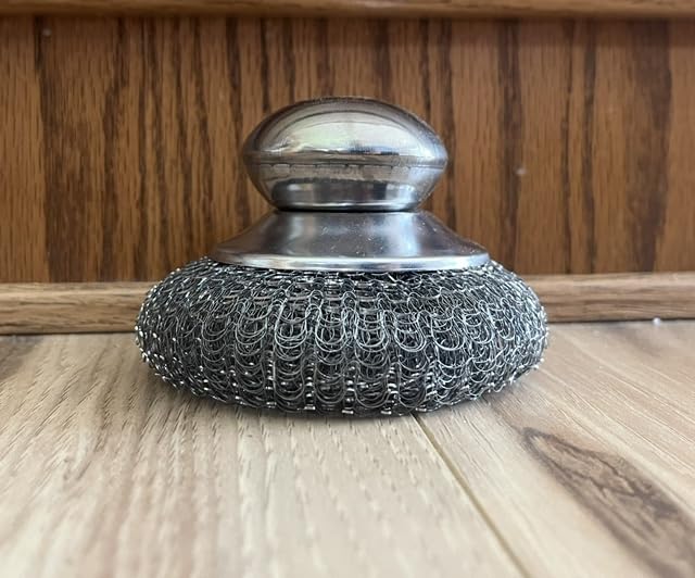 Steel Wool Scrubber with Handle & 5 Refills, 8-Piece Cast Iron Scrubber Kit with 2 Pan Scrapers, Heavy Duty Stainless Steel Scrubber for Kitchen Sink, Grill, Griddle, and Pots customer photo 1
