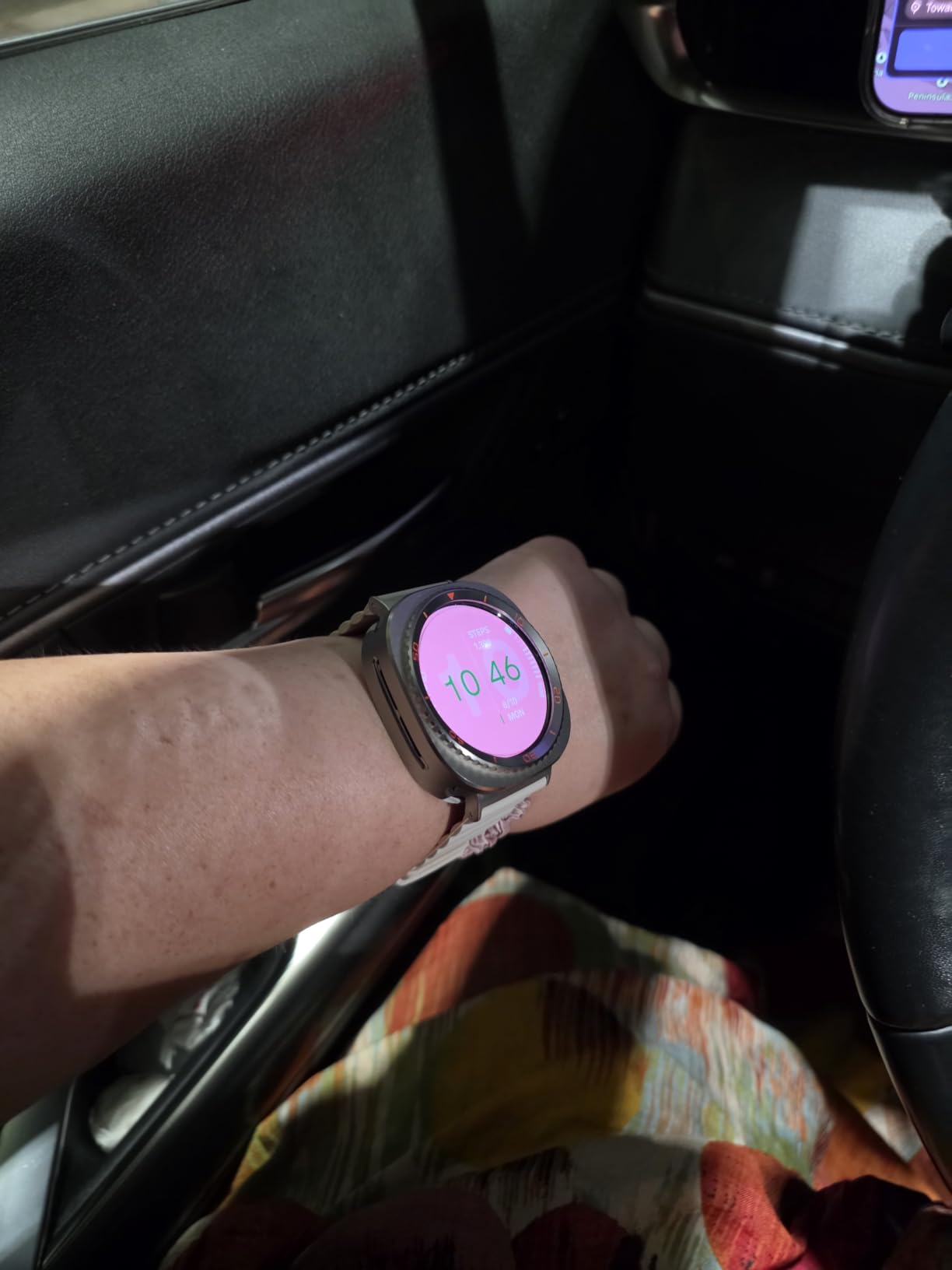 Galaxy Watch Ultra2, Titanium Silver, 47mm LTE Smartwatch | Rugged Design, AI Assistant, Advanced Sleep and Running Coach, Dive-Rated, Heart Rate Tracking customer photo 1