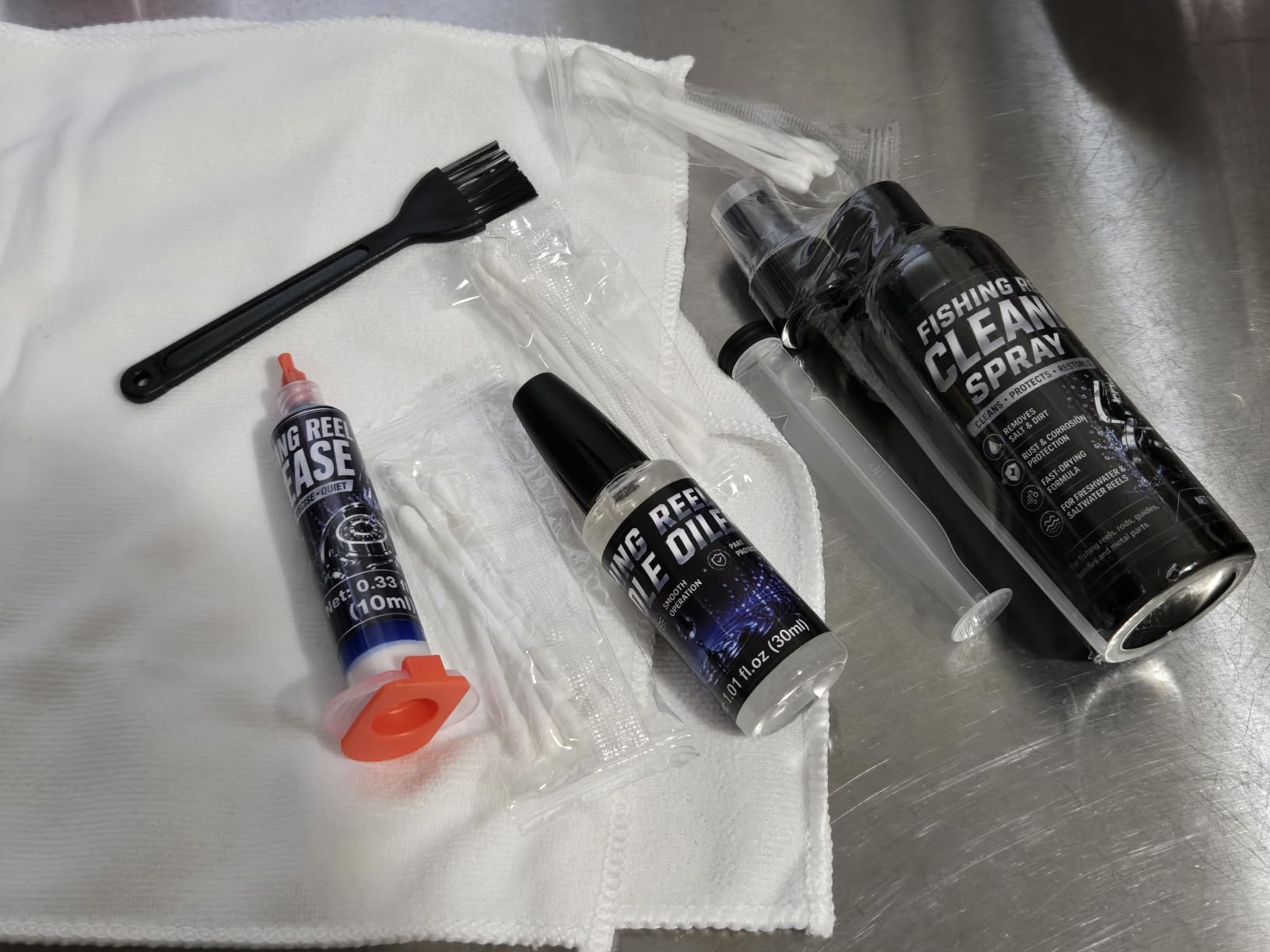 Fishing Reel Oil Kit - Cleans Rust, Prevents Corrosion & Smooths customer photo 1
