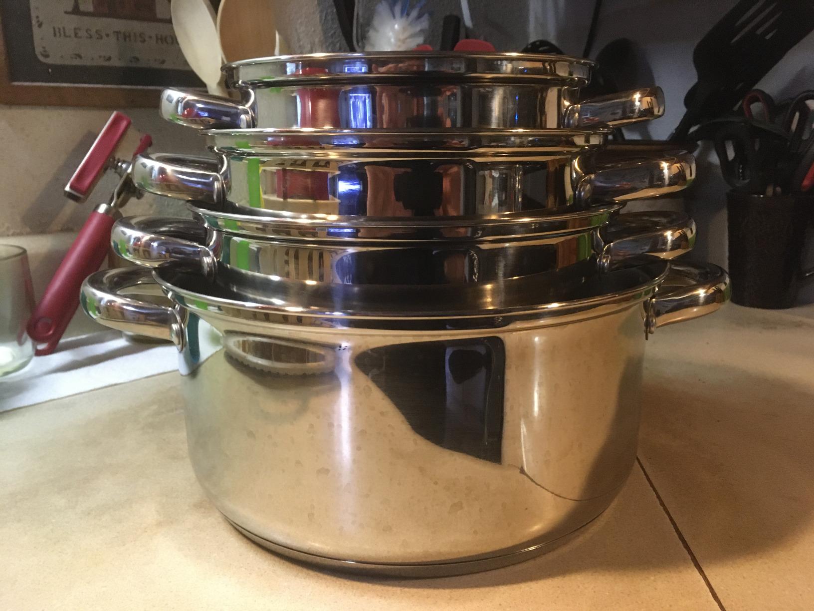 Cook N Home 12-Piece Stainless Steel Pots and Pans Kit, Silver Handle customer photo 1