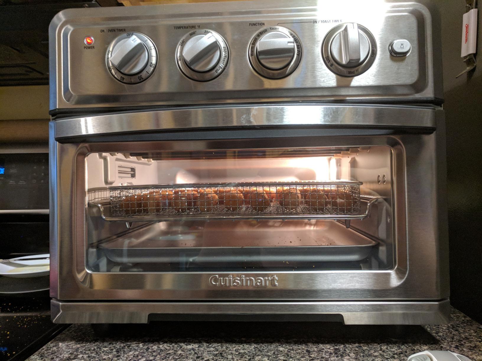 Cuisinart TOA-60 Convection AirFryer Toaster Oven, Premium 1800-Watt Oven with 7-in-1 Functions and Wide Temperature Range, Large Capacity AirFryer with 60-Minute Timer/Auto-Shutoff, Stainless Steel customer photo 2