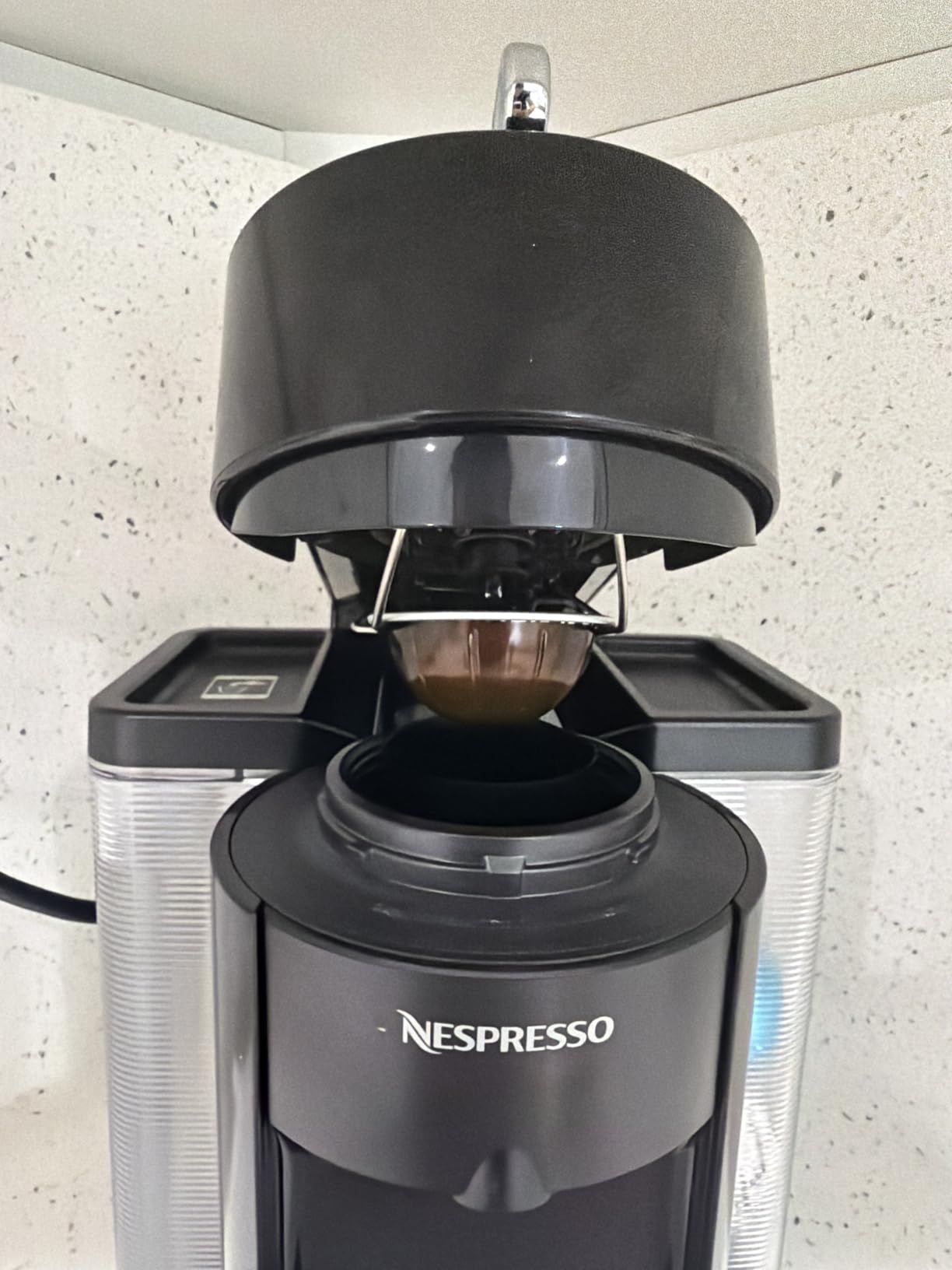Nespresso Vertuo Coffee and Espresso Machine by De'Longhi, Piano Black customer photo 1