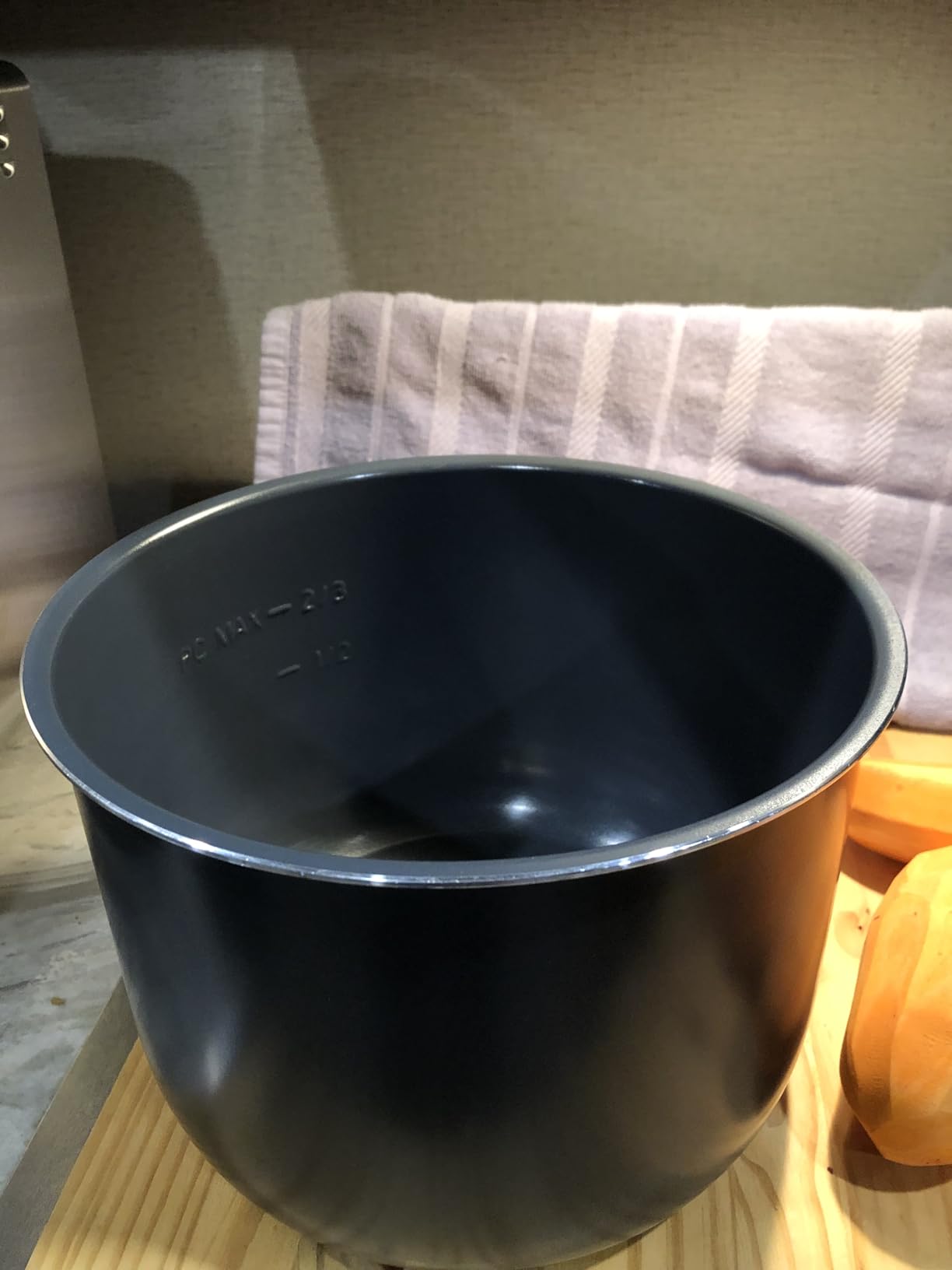 Instant Pot 3-Qt Ceramic Non-Stick Inner Cooking Pot for Rice, Slow Cooking, Black customer photo 2
