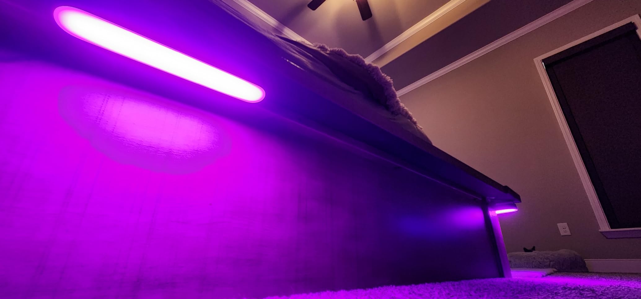 Philips Hue Play Smart Light Bar Base Kit, 2-Pack, Black customer photo 1
