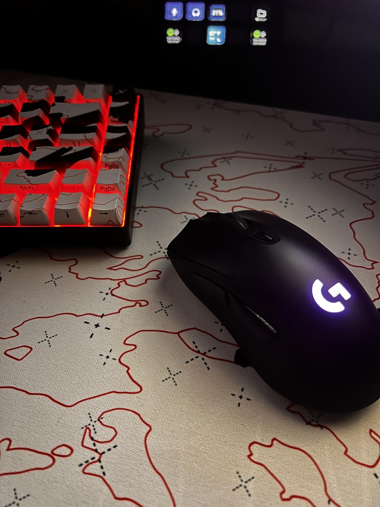 Logitech G703 Lightspeed Wireless Gaming Mouse - Black customer photo 2