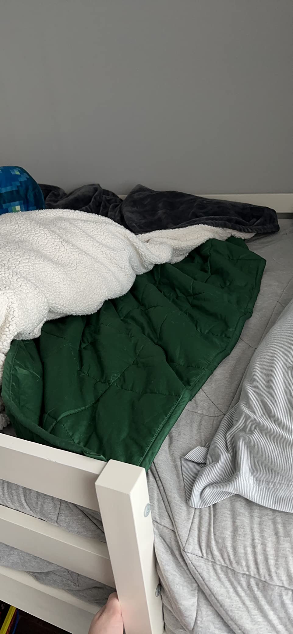 RelaxBlanket Kids Weighted Blanket | 40''x60'',5lbs | for Child Between 40-70 lbs | Premium Cotton Material with Glass Beads | Dark Grey customer photo 1