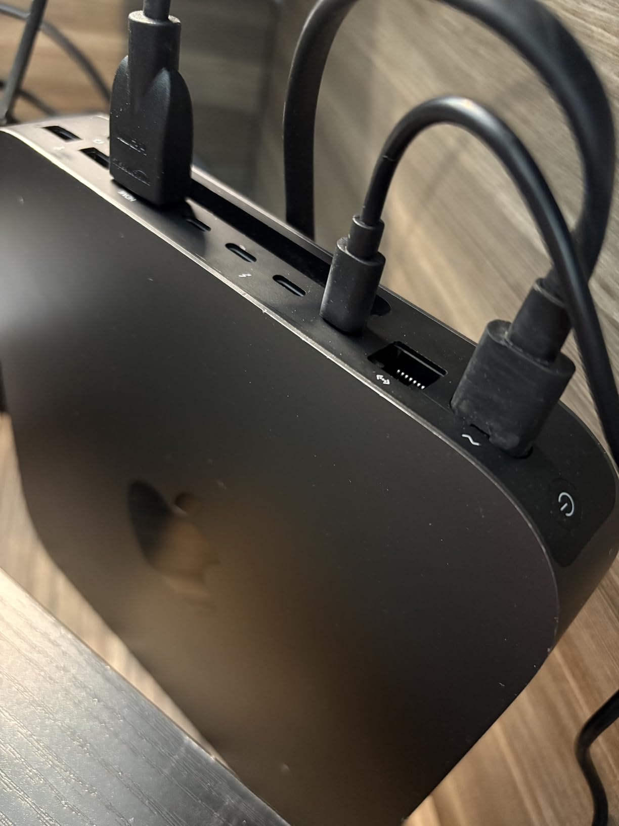 Apple Late 2018 Mac Mini with 3.0GHz Intel Core i5 (8GB RAM, 256GB SSD) Space Gray (Renewed) customer photo 2