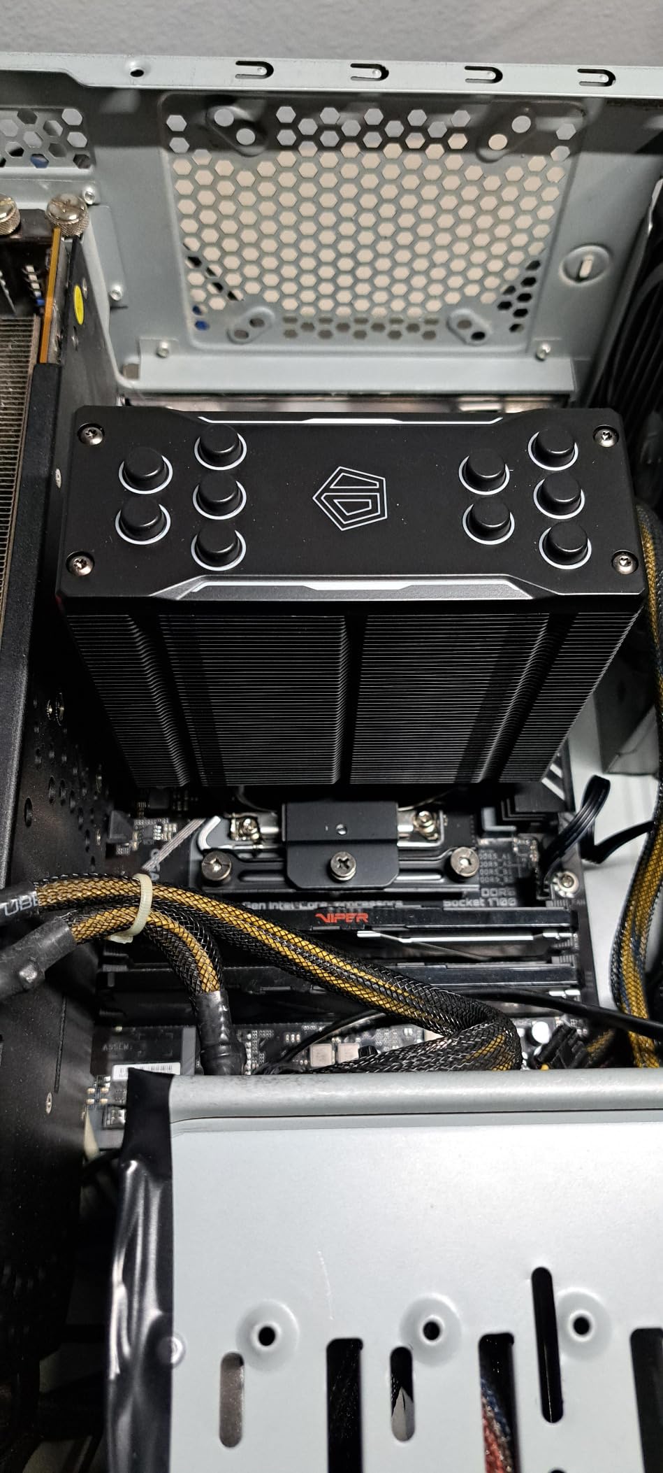 ID-COOLING SE-225-XT Black CPU Air Cooler, 5 Heatpipes, Dual 120mm PWM Fans customer photo 2