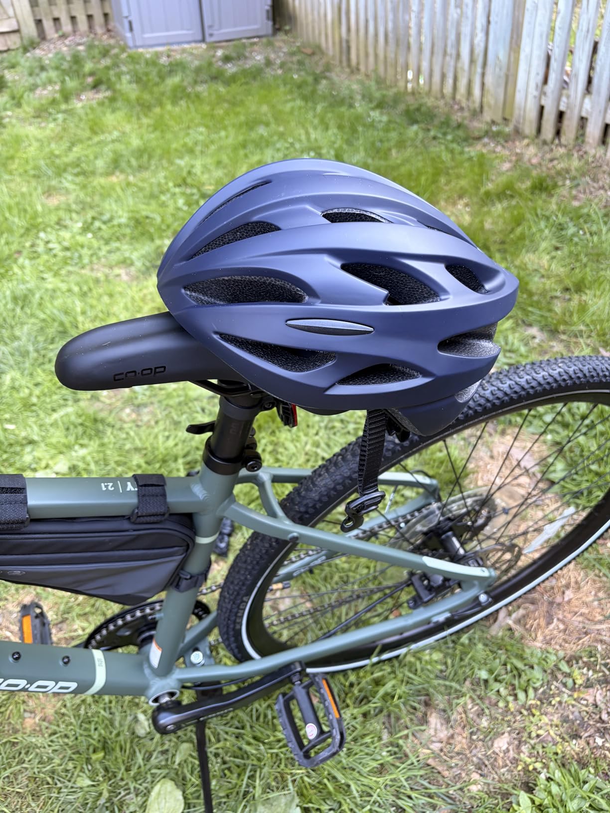 Retrospec Silas Road Bike Helmet with 24 Air Vents & Built-in LED Safety Light - Adjustable Adult Cycling Protection 54-61cm - Padded & Lightweight Design customer photo 2