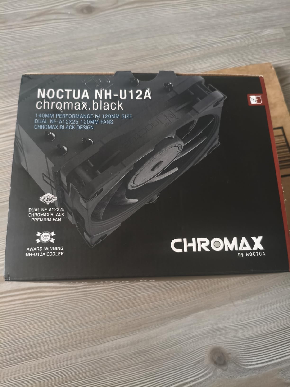 Noctua NH-U12A chromax.Black, Quiet High-Performance Tower CPU Cooler customer photo 2