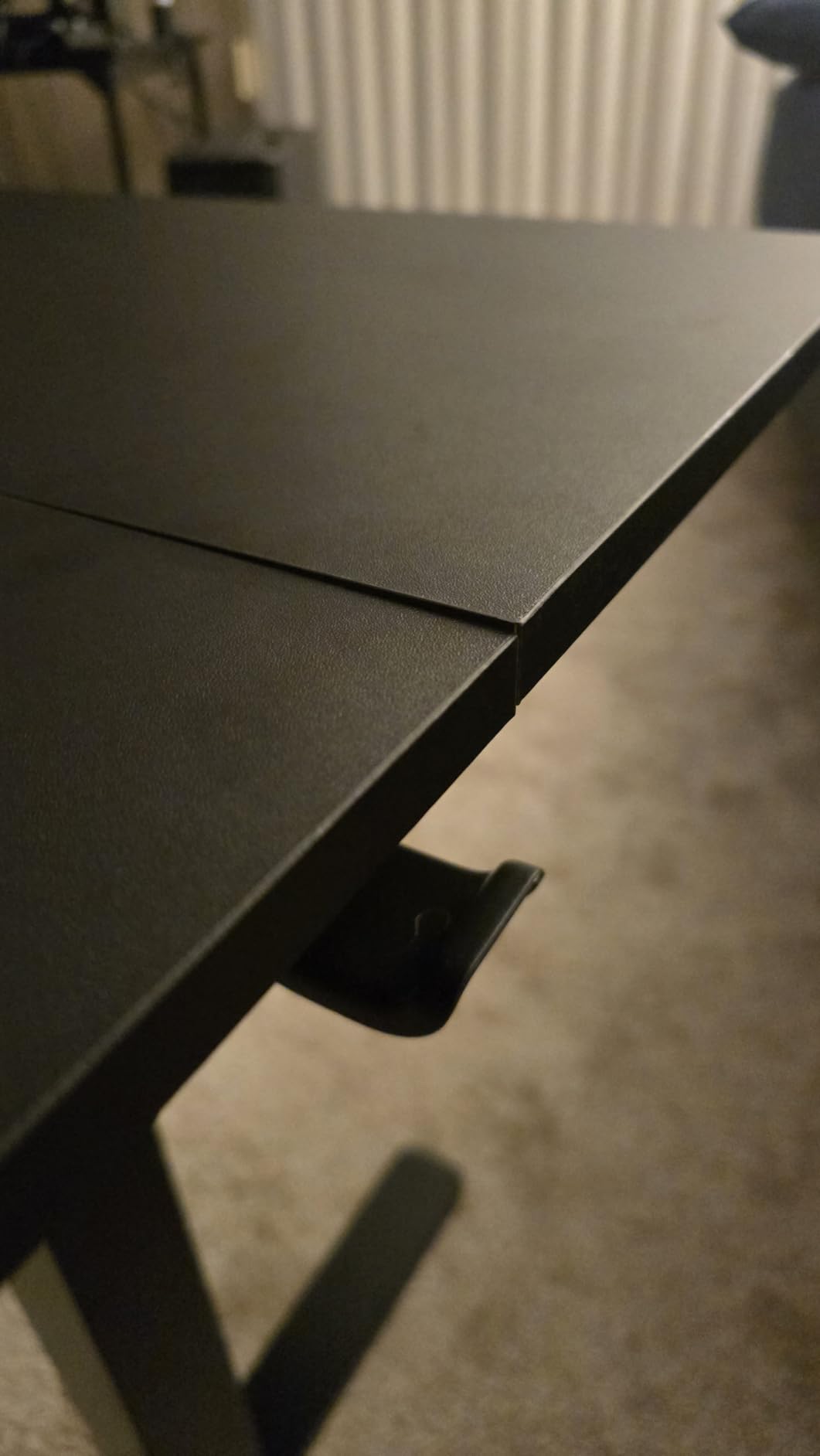 ErGear 48 X 24 Inch Height Adjustable Electric Standing Desk, Black customer photo 2