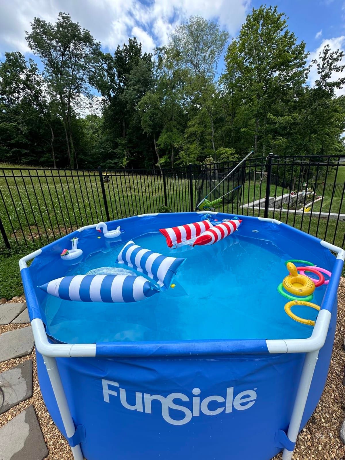 Funsicle Activity 10' x 30