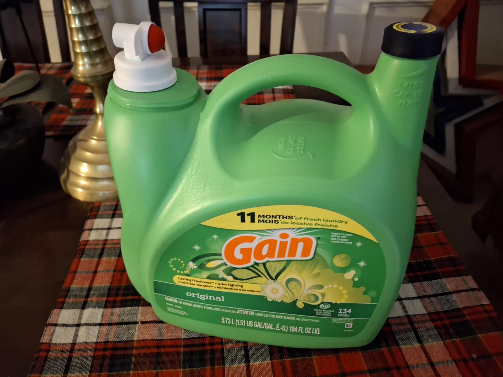 Gain Liquid Laundry Detergent, Freshness, Odor Defense, High Efficiency Washing Machine Liquid Laundry Soap, Original Scent, 132 fl oz, 100 Loads (Packaging May Vary) customer photo 1