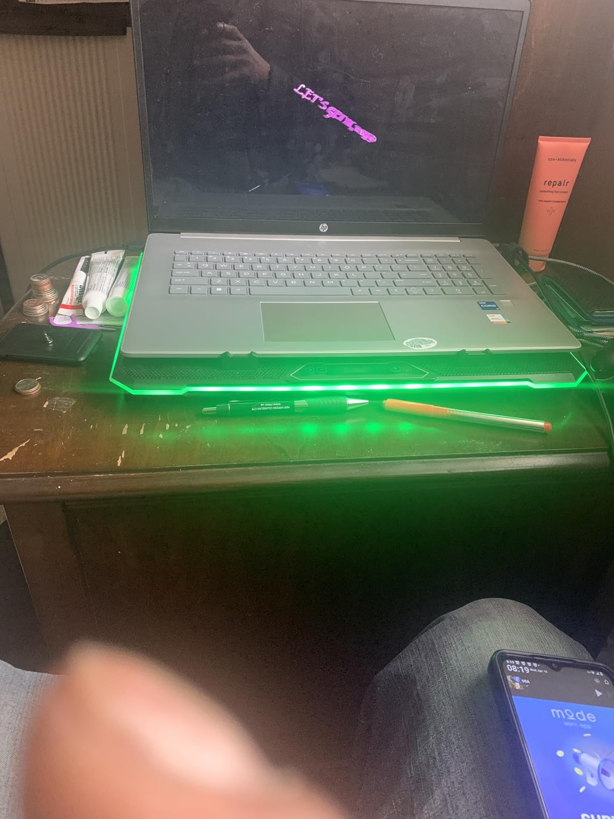 Gaming Laptop Cooler with 13 Ultra Quiet Fans, LCD Screen and Multi Color RGB - 10 Lighting Modes, 9 Adjustable Heights, Dual USB Ports, Built in Phone Holder for 15 to 21 Inch Laptops on Desk or Lap customer photo 2
