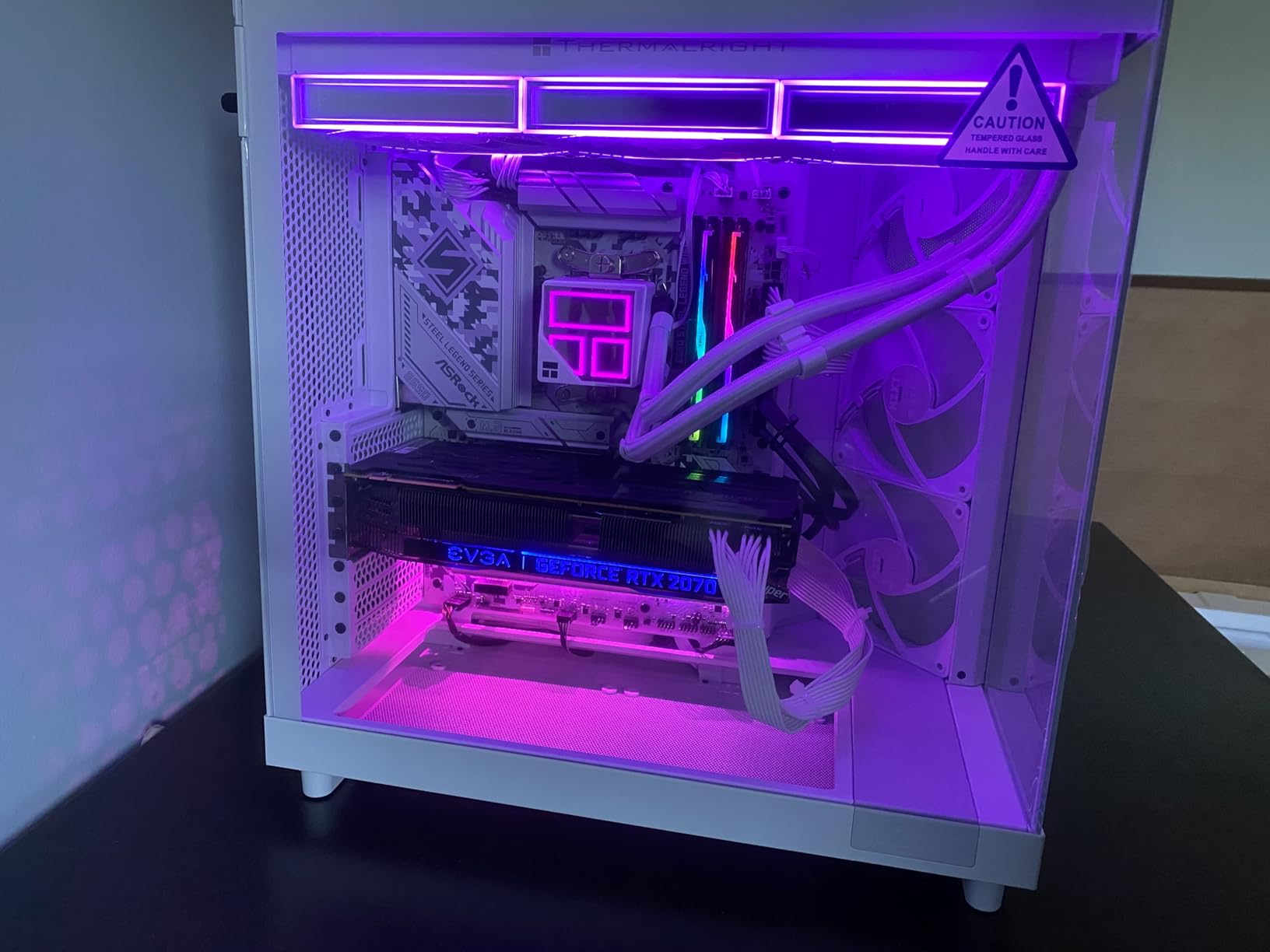 NZXT H6 Flow | CC-H61FW-01 | Compact Dual-Chamber Mid-Tower Airflow Case | Panoramic Glass Panels | High-Performance Airflow Panels | Includes 3 x 120mm Fans | Cable Management | White customer photo 1