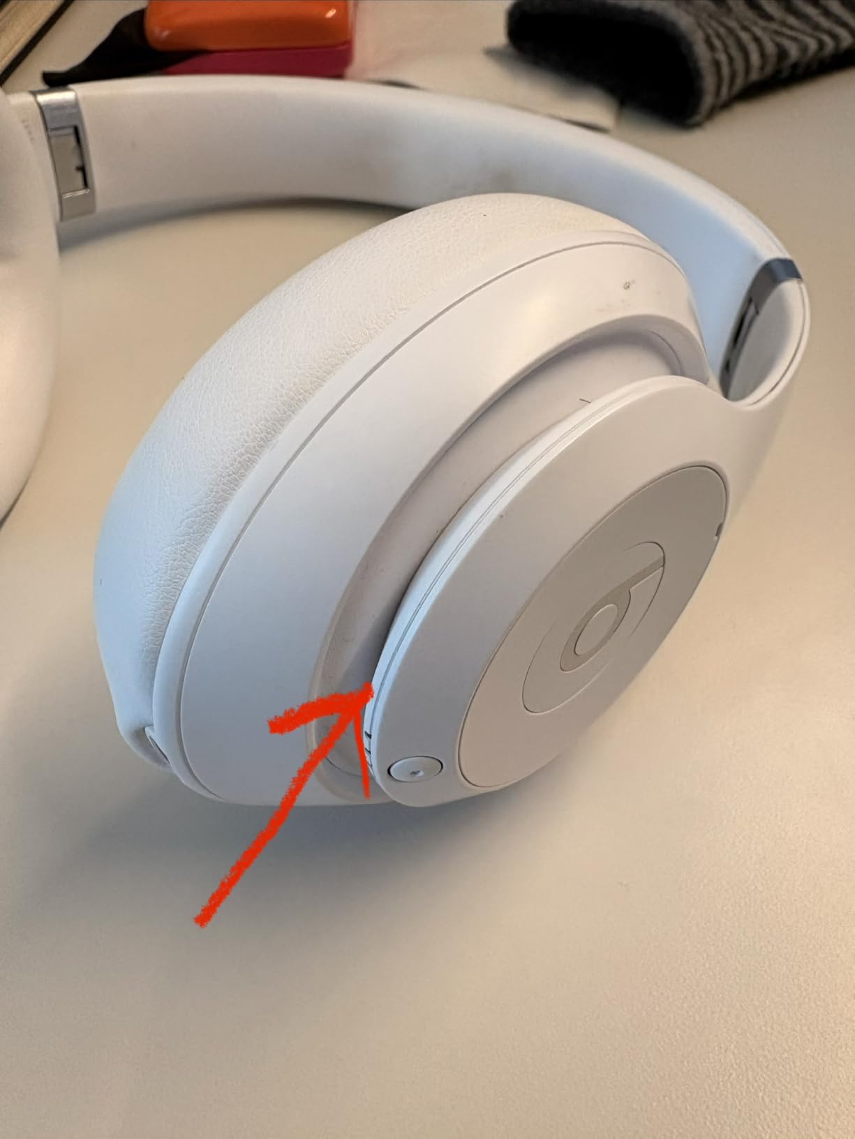 Beats Studio Pro Premium Wireless Over-Ear Headphones- Up to 40-Hour Battery Life, Active Noise Cancelling, Great for Travel & Commuting, USB-C Lossless Audio, Apple & Android Compatible - Navy customer photo 1